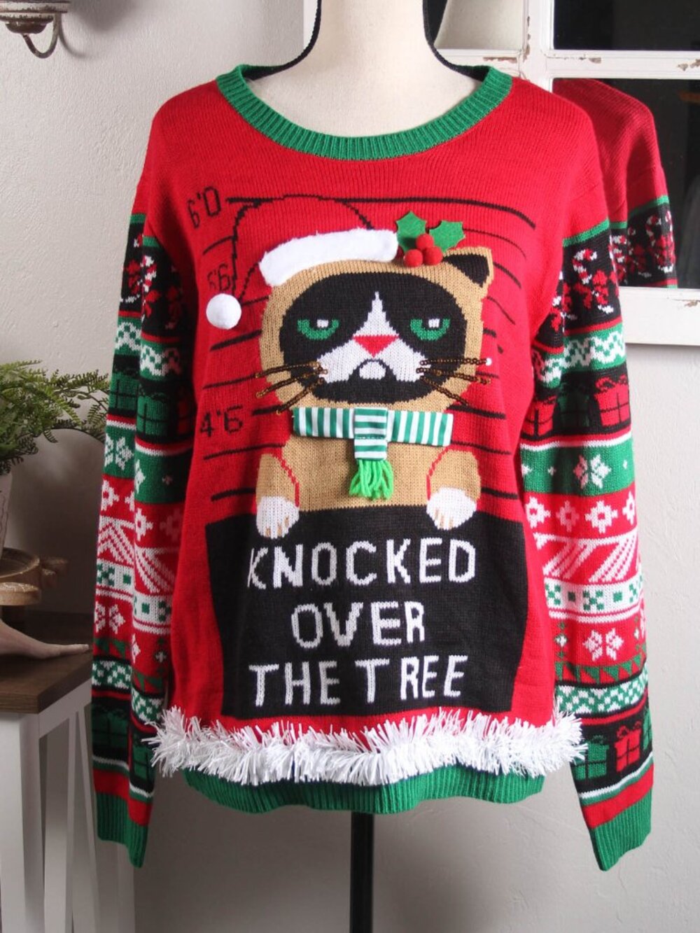 No Boundaries Grumpy Cat Christmas Sweater XL